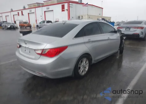 2013 Hyundai Sonata Gls z USA, uszkodzony, nr VIN 5NPEB4AC3DH690481